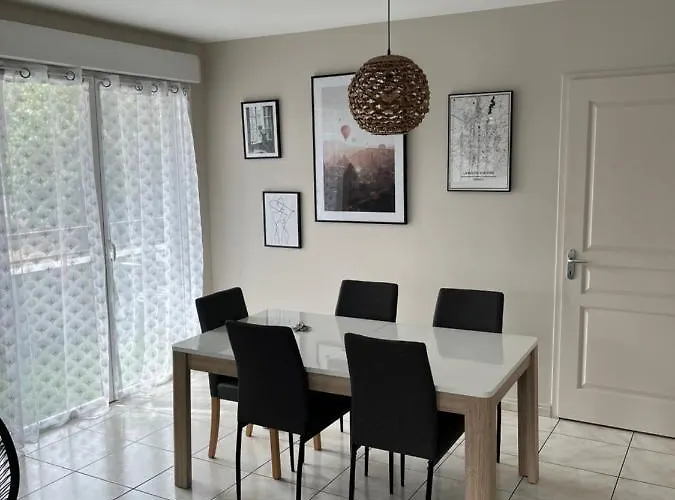 Charmant Appartement La Roche Sur Yon